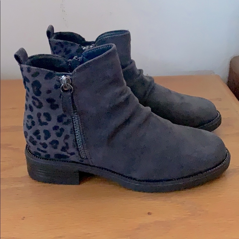 GC Shoes - Lenore Booties Size 3